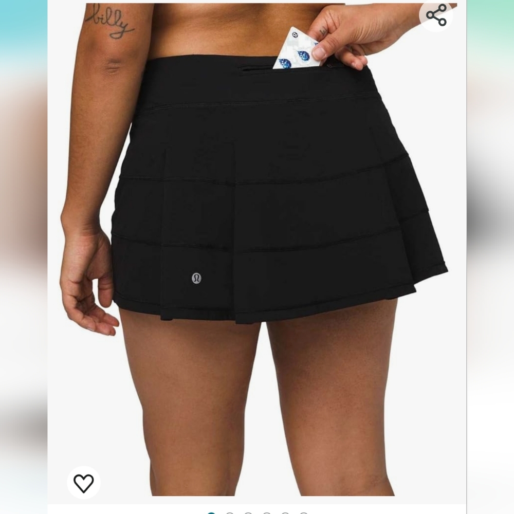 black lululemon skirt